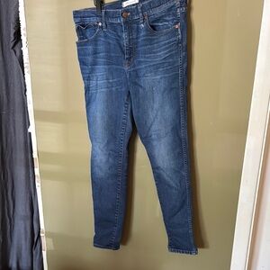Maxwell high rise skinny skinny Blue Skinny Jeans with Stretch and Faded Details